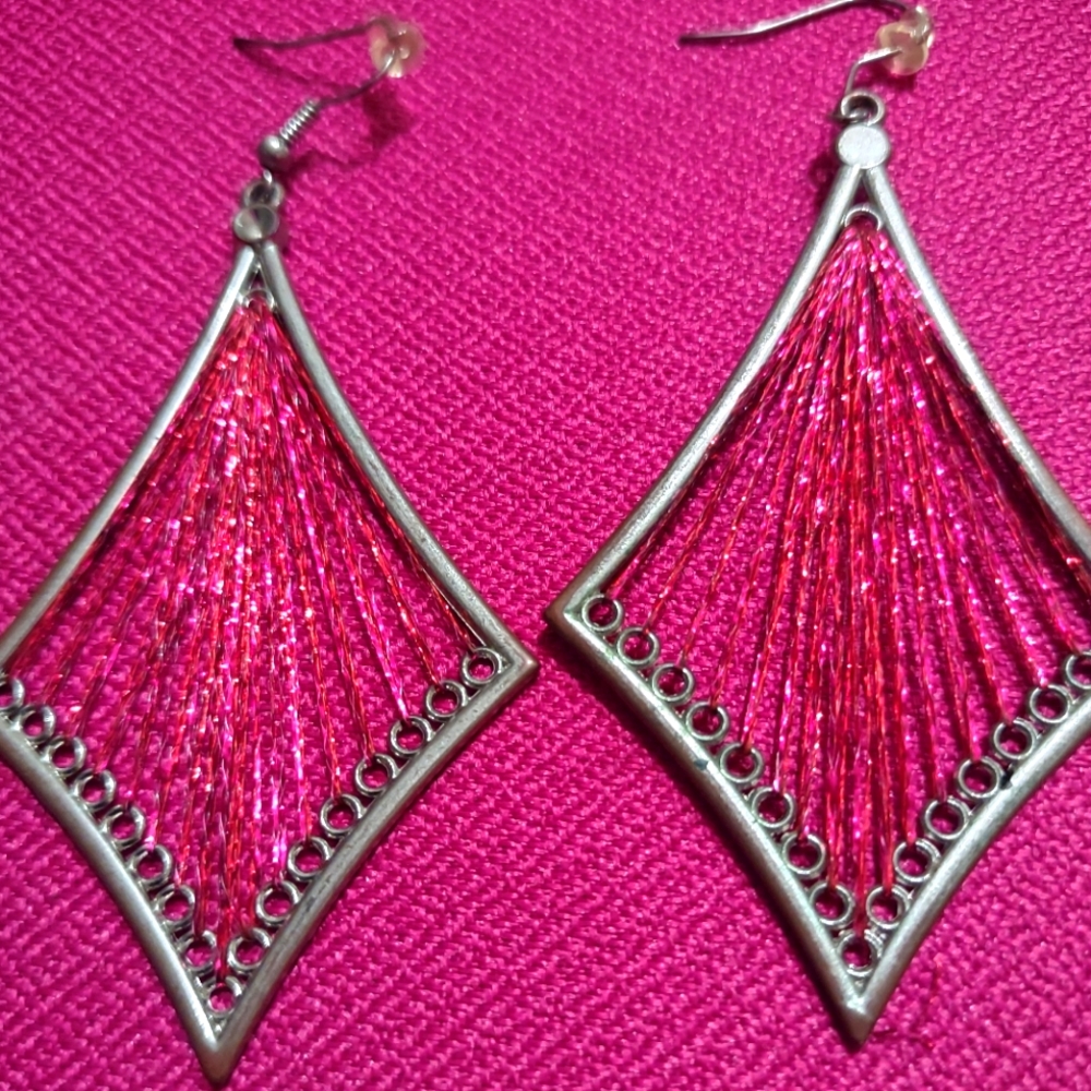 Accessories - Picture 2 of 2
